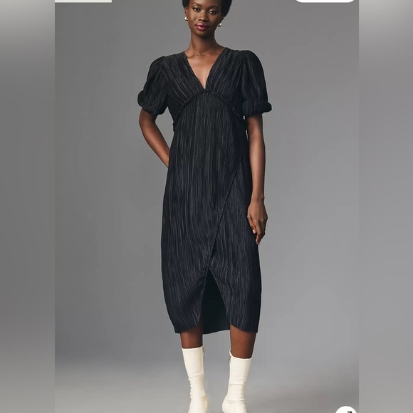 Anthropologie Dresses & Skirts - Anthropologie V-Neck Pleated Slim Midi Dress Womens XSP Black Open Back Cut Out